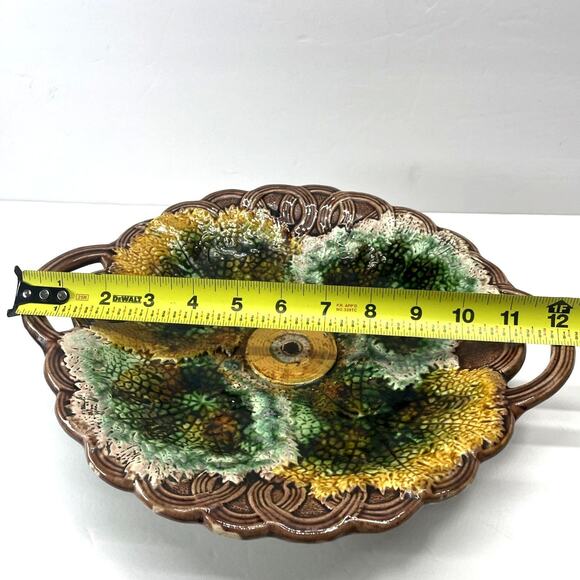 Rare Late 1800s Majolica Begonia Leaf Footed Compote w/Handles - Antique Display - Picture 6 of 7